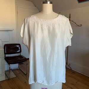 Vintage Marnie West 100% Silk Blouse White/Ivory Embroidered Neckline Top Large